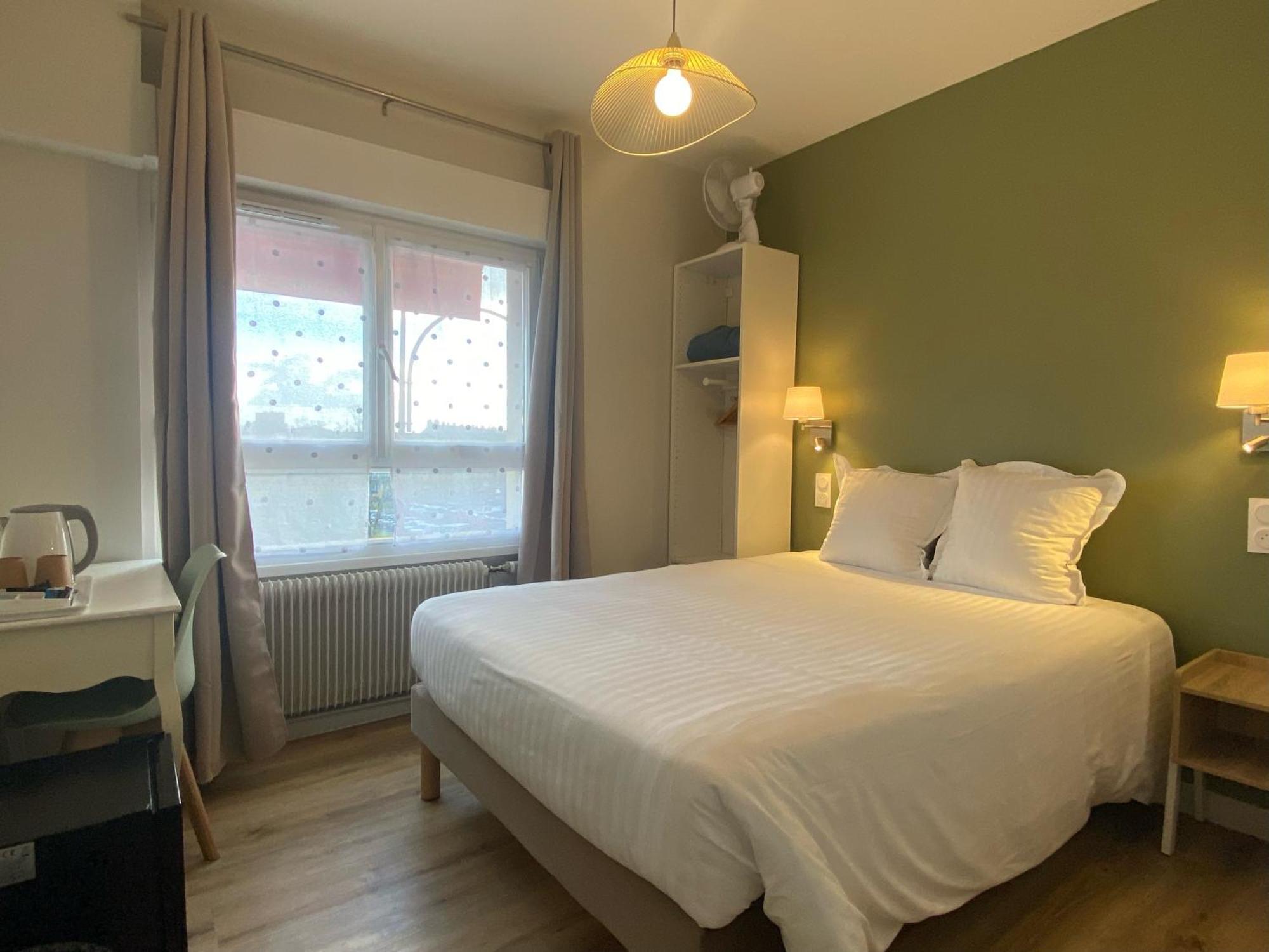 Hotel De Bretagne Fougères Eksteriør bilde