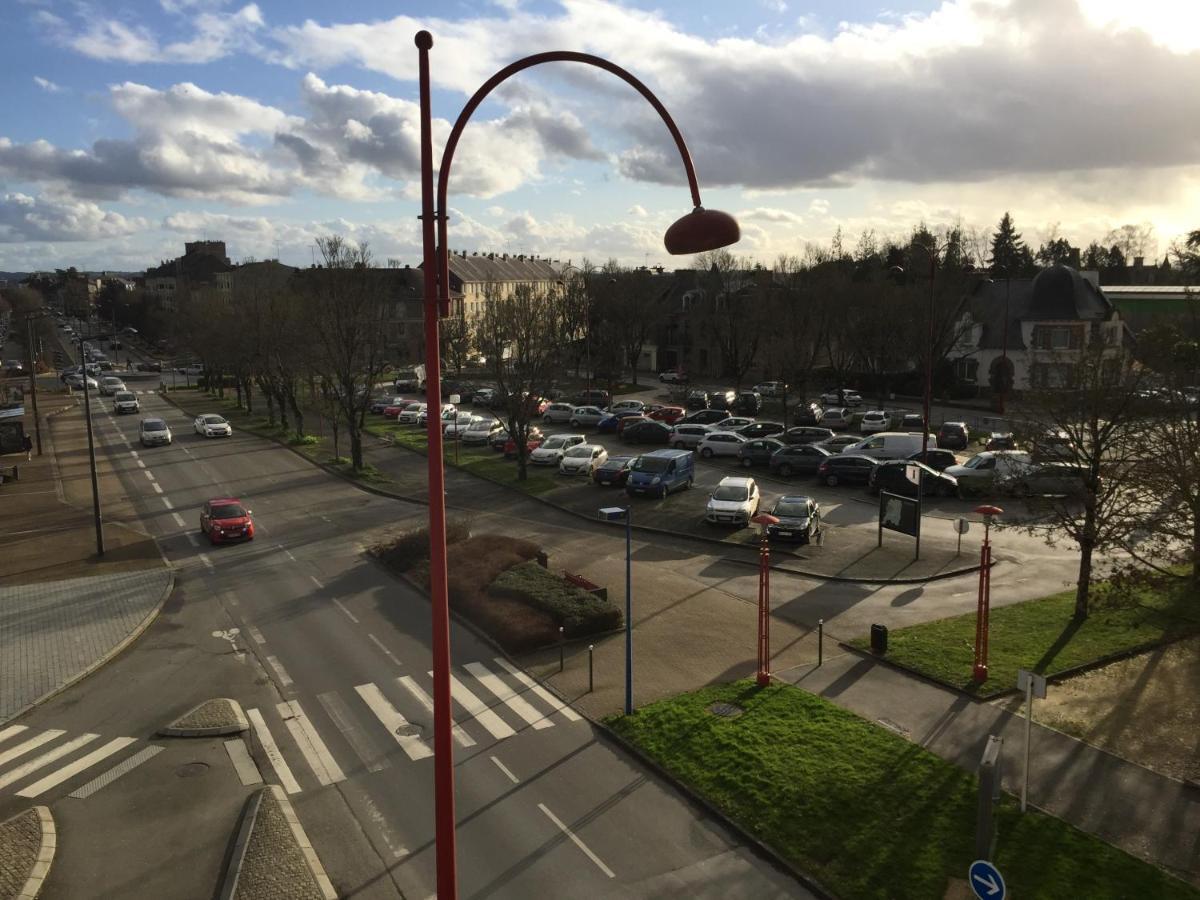 Hotel De Bretagne Fougères Eksteriør bilde